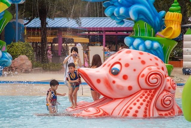 Аттракцион для маленьких - Chimelong - Гуанчжоу