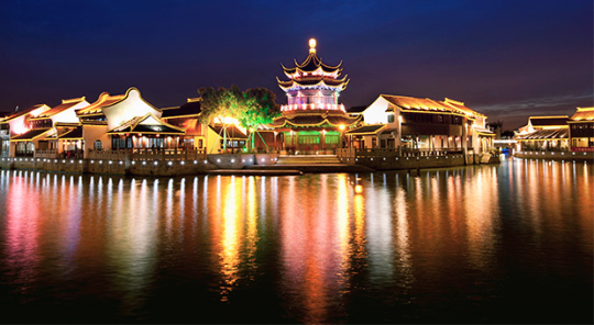 Достопримечательности Сучжоу - канал ночью