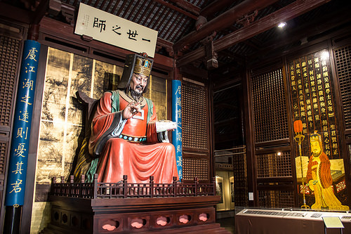 Храм Конфуция в Сучжоу - статуя