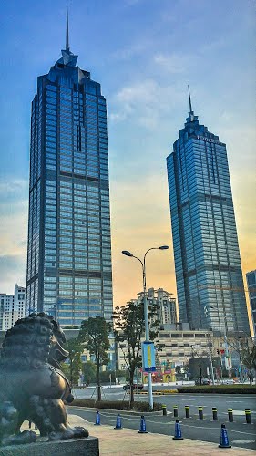 Небоскребы в городе Сучжоу