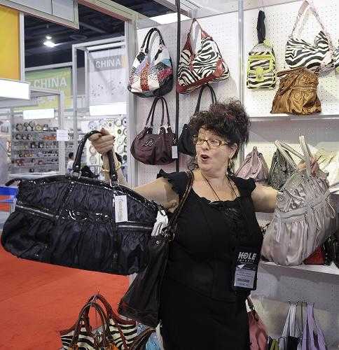 Гуанчжоу - магазин сумок