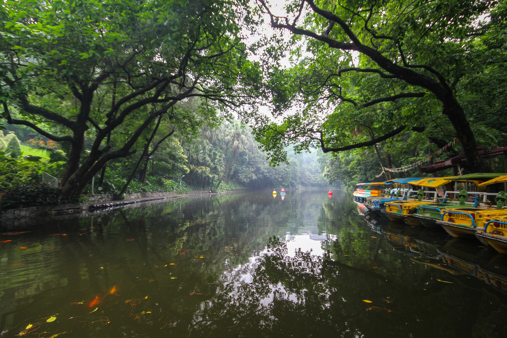 Гуанчжоу - парк Юесю - озеро